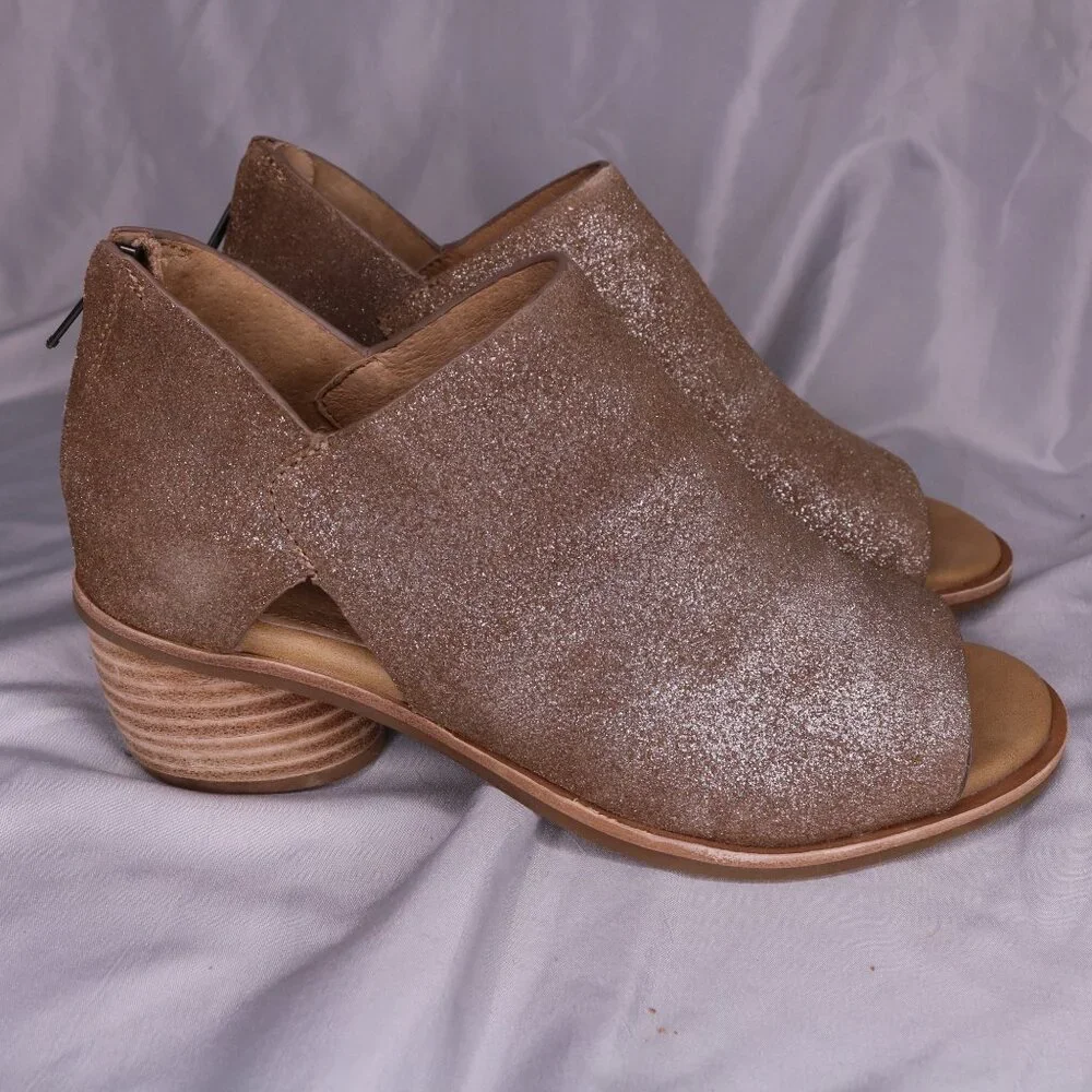 Sofft Glitter Open Toe Ankle Booties Block Heel Size 8 NEW Without Box - Picture 3 of 8